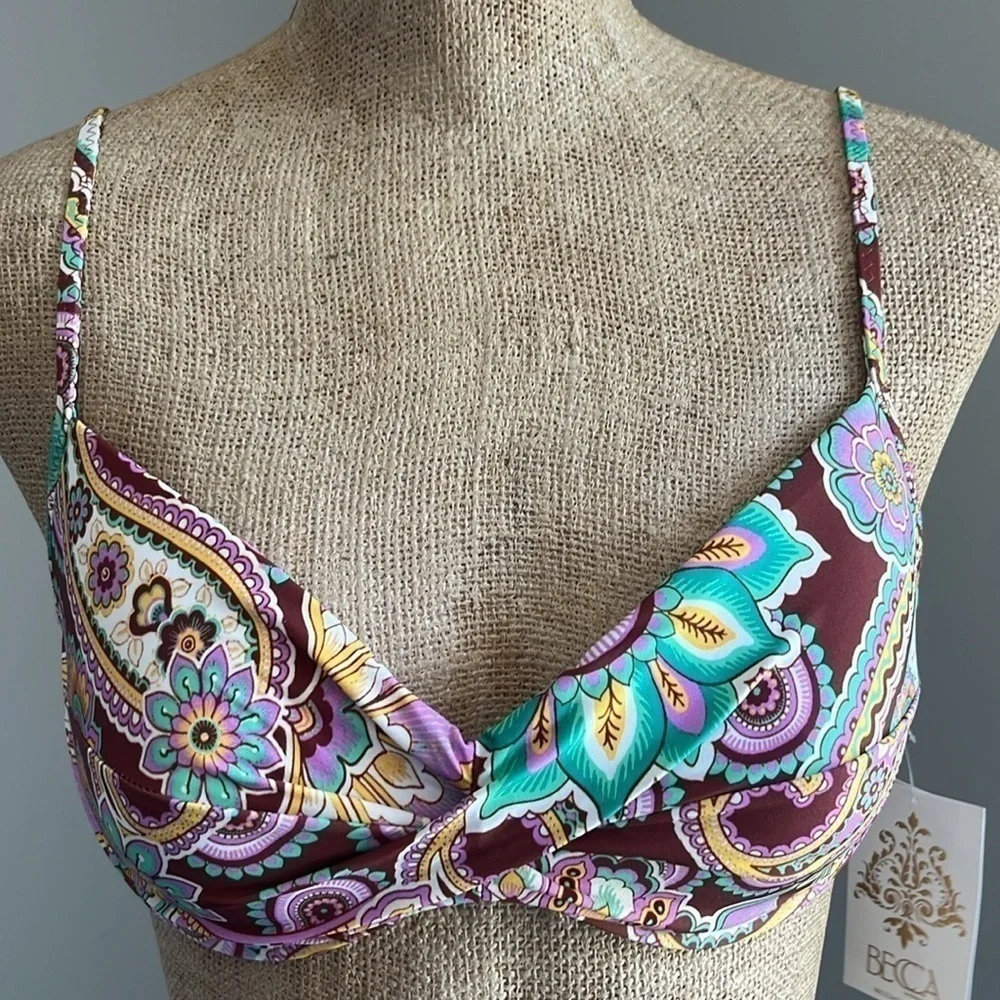 Becca Underwire Bikini Top Medium NEW!